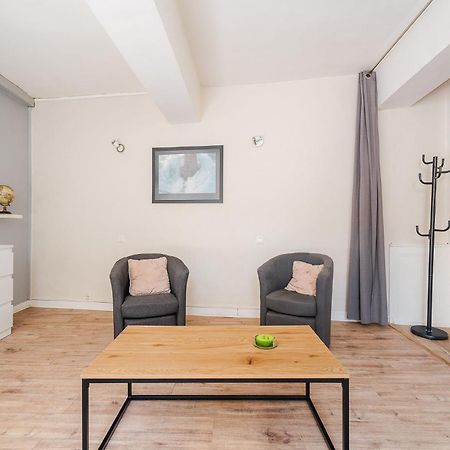 Appartement De Caractere Hyper Centre Ploermel Exterior photo